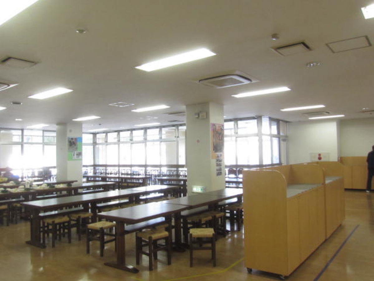 江戸川大学 |大学内メディアMAP|大学生向け広告・大学プロモーション・大学内広告媒体は株式会社ユーキャンパス