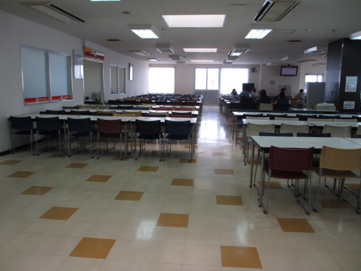 帝京科学大学　上野原　食堂