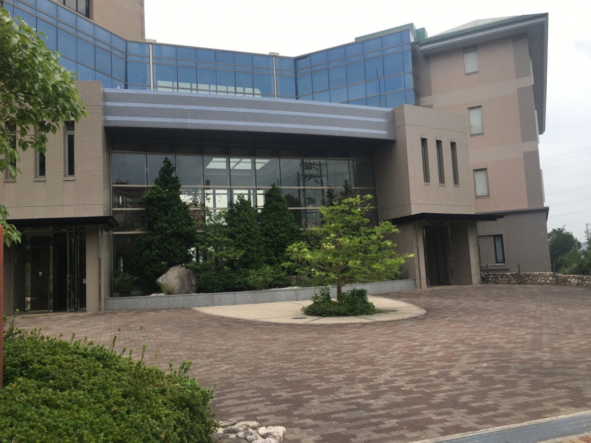 神戸大学　楠キャンパス　保健学研究科・教育・研究棟