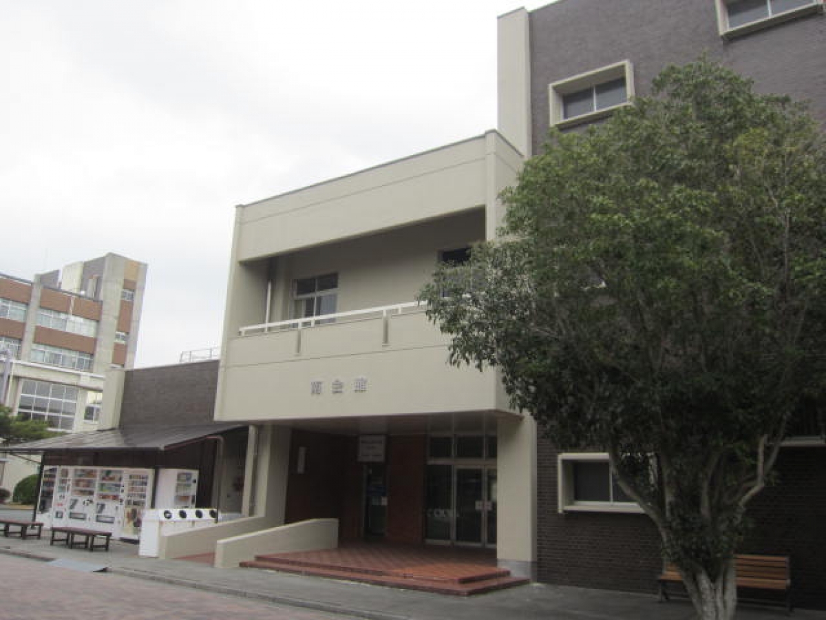 静岡大学浜松キャンパスで広告