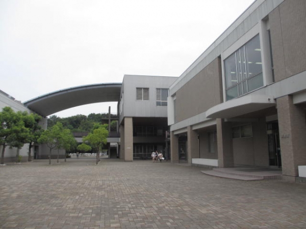 目白大学 岩槻キャンパス 学内雰囲気