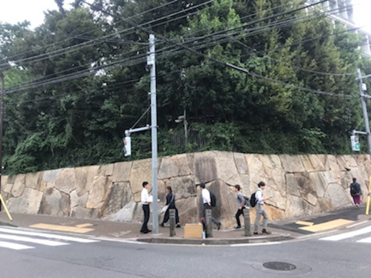 國學院大学渋谷キャンパスの交差点