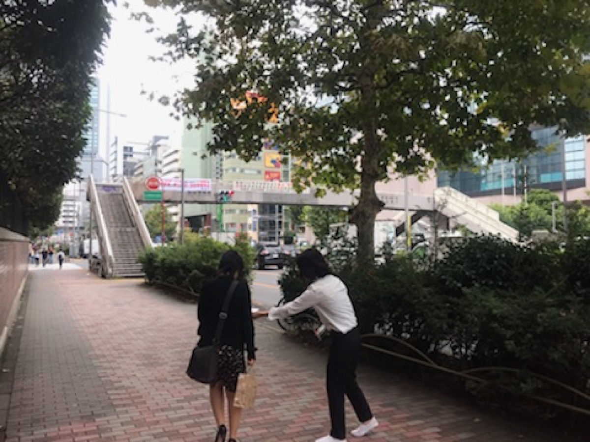 青山学院大学渋谷キャンパスの正門前②
