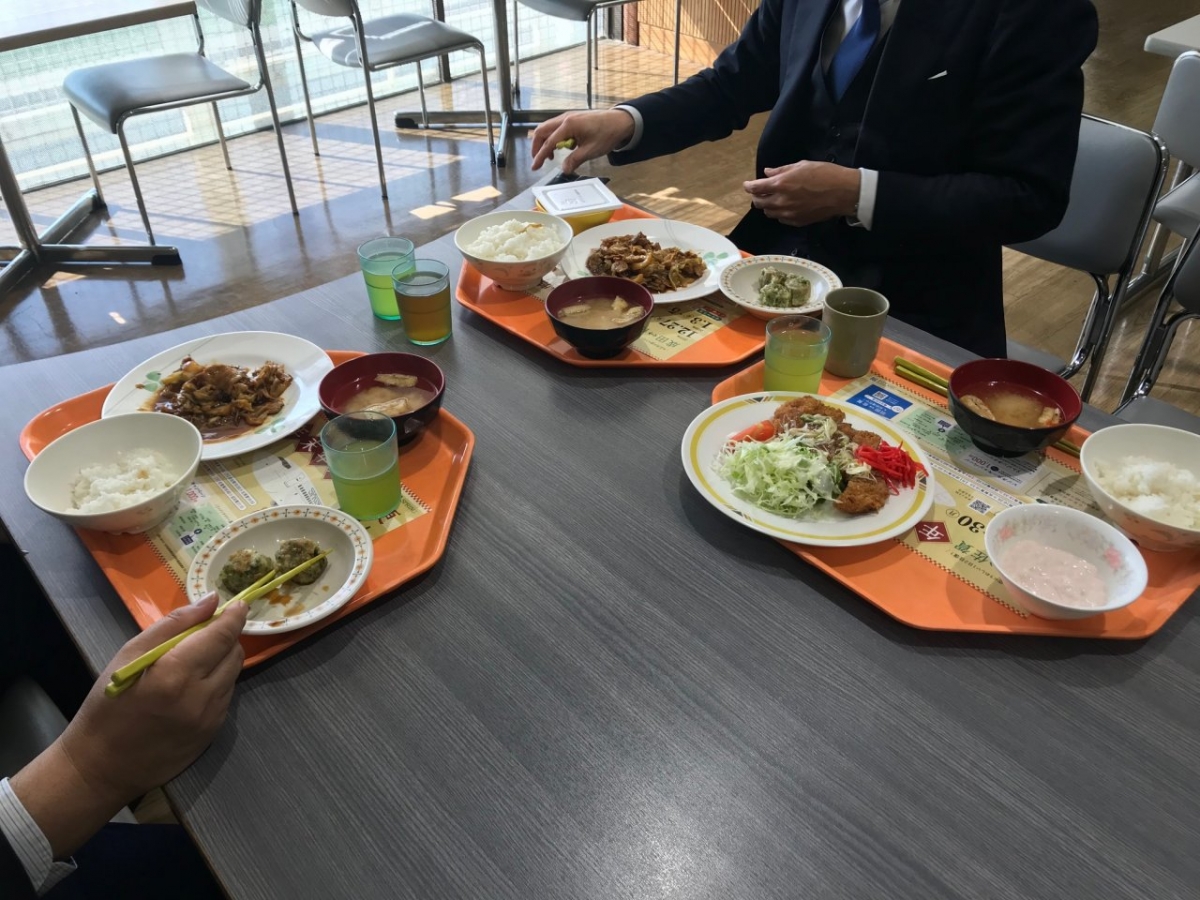 敬愛大学2号館あながわ亭