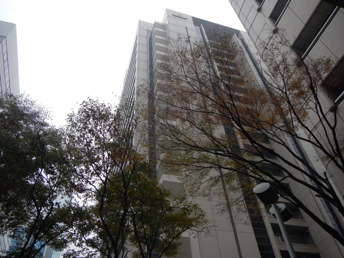 大阪市立大学阿倍野キャンパスの校舎外観