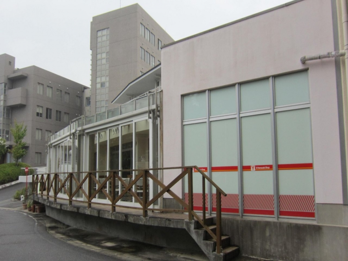 岡崎学園国際短期大学　人間環境大学