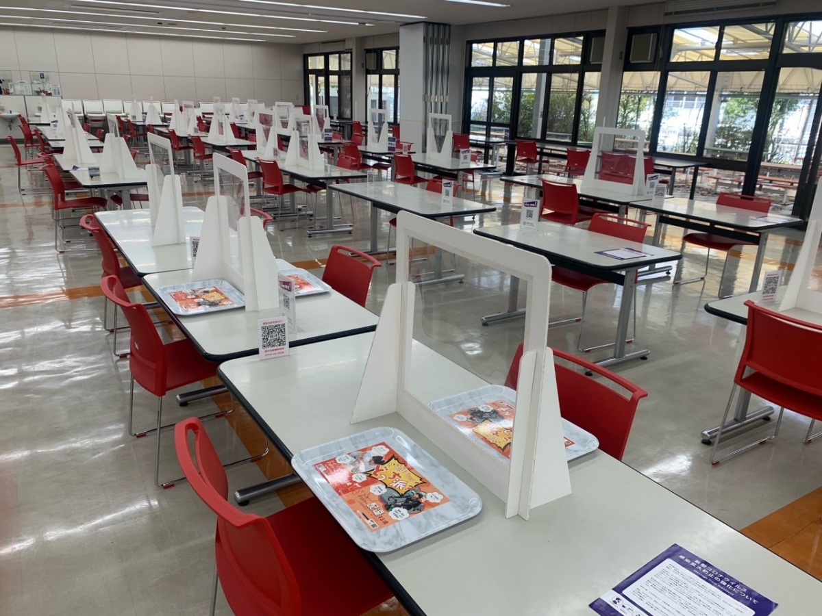 天理大学柿之内キャンパス心光館　学生食堂②