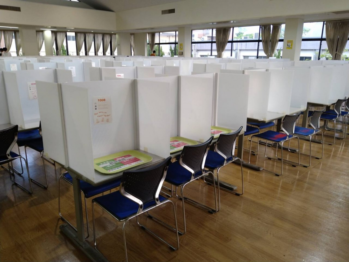 山口大学の工学部食堂でも広告を掲載