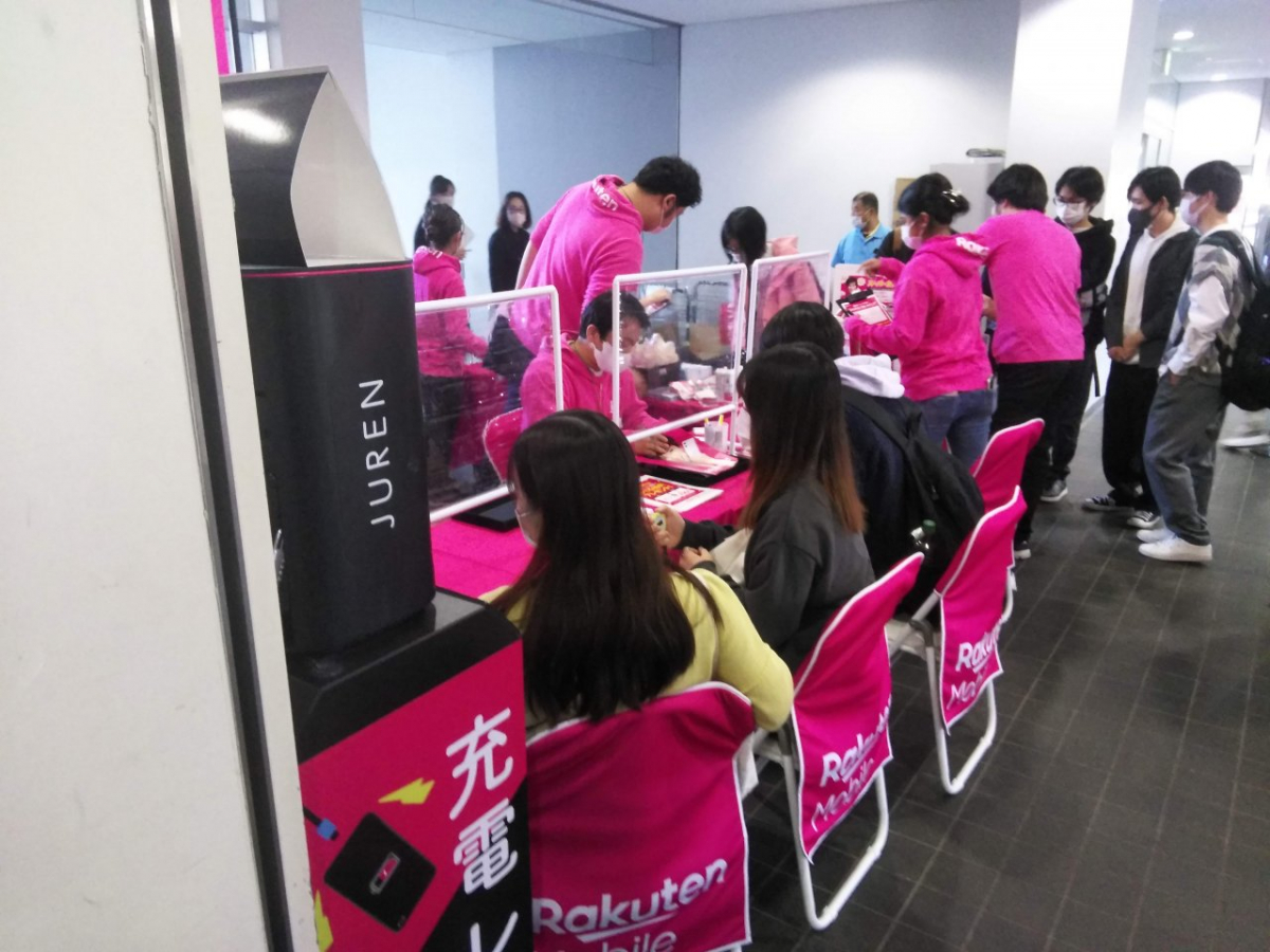 桜上水キャンパス内での販促イベント