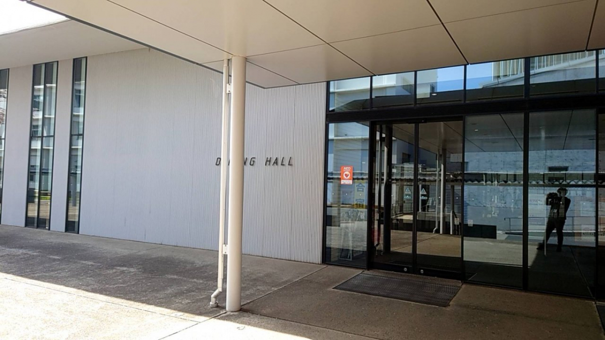 日本工業大学ダイニング　トレイ広告