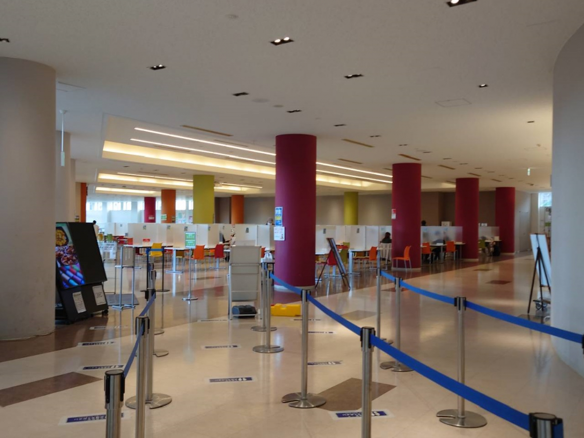 UNIVERSITY HALL2014