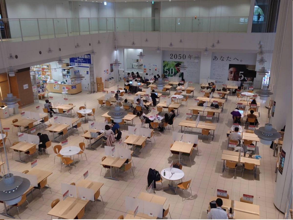 武蔵野大学　有明　食堂　広告