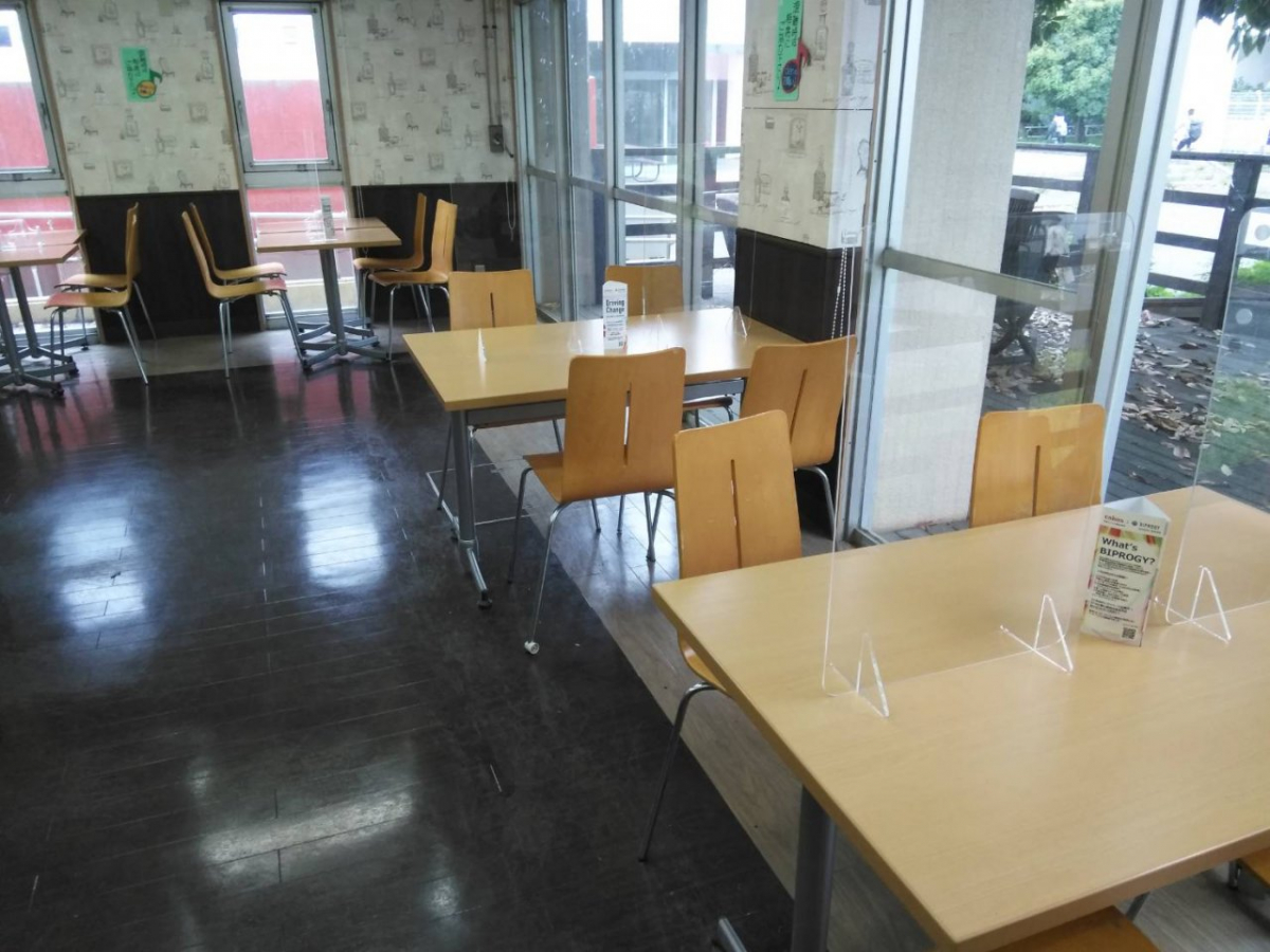 電気通信大学学食テーブルPOP