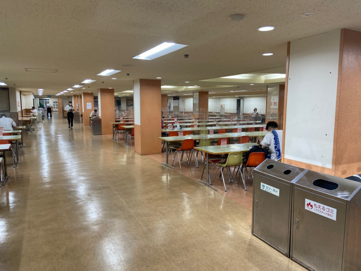 青山学院大学青山キャンパス　7号館食堂