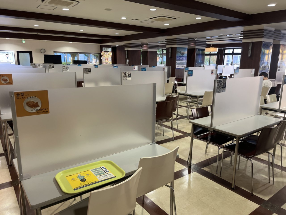 岩手大学学内広告