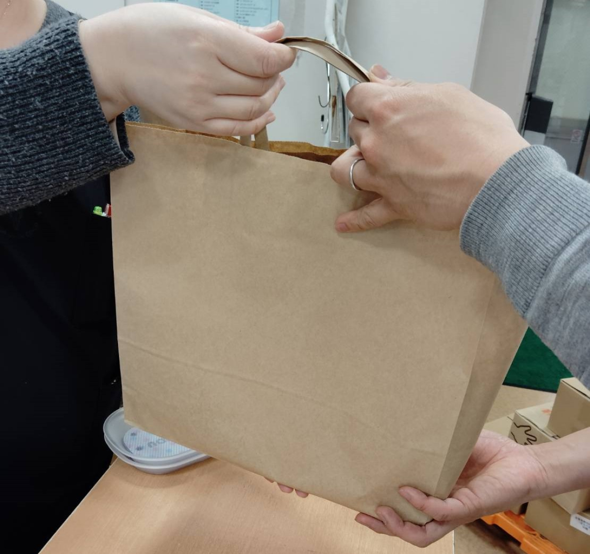 早稲田大学所沢キャンパスでの書店サンプリング