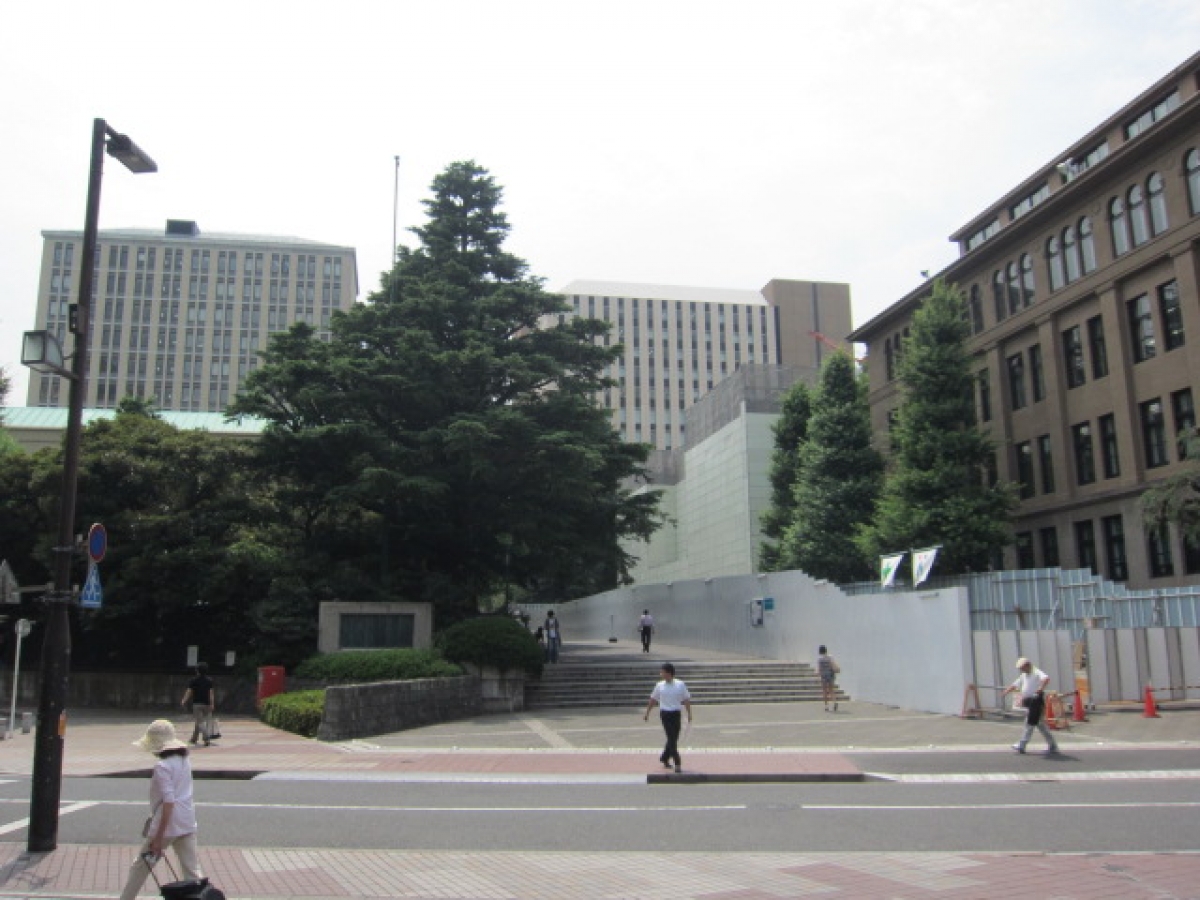 早稲田大学早稲田キャンパスの正門