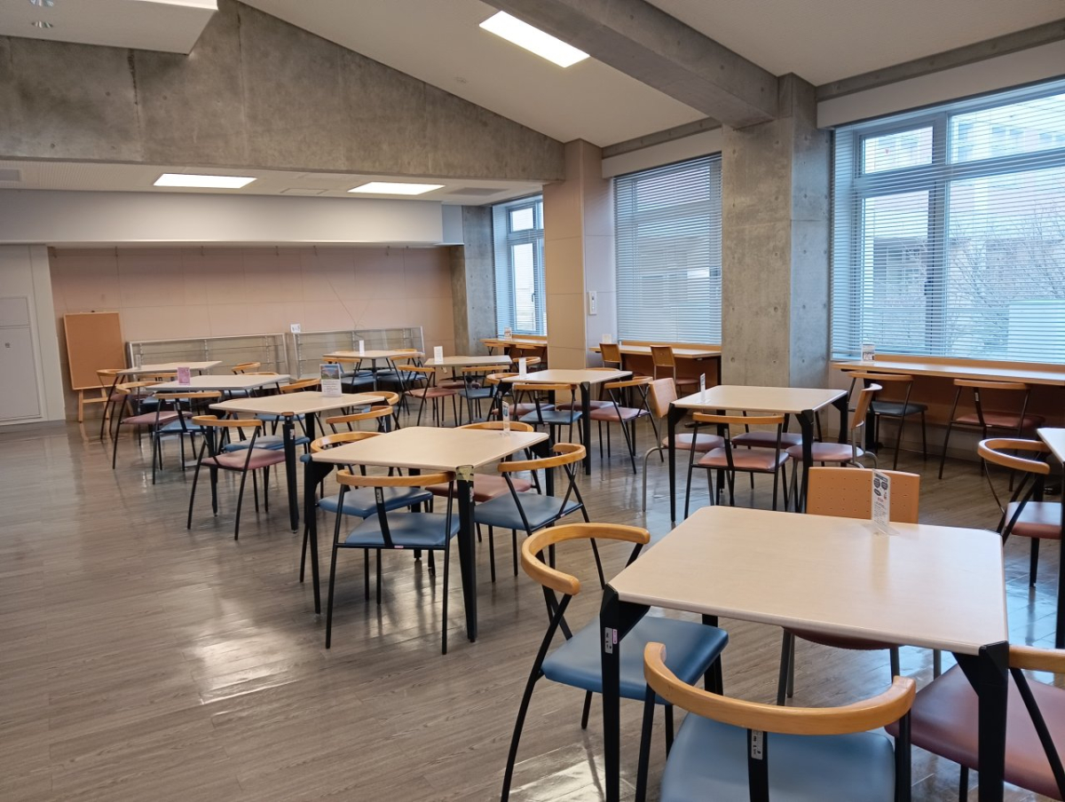 Jissen Women&#039;s University cafeteria1