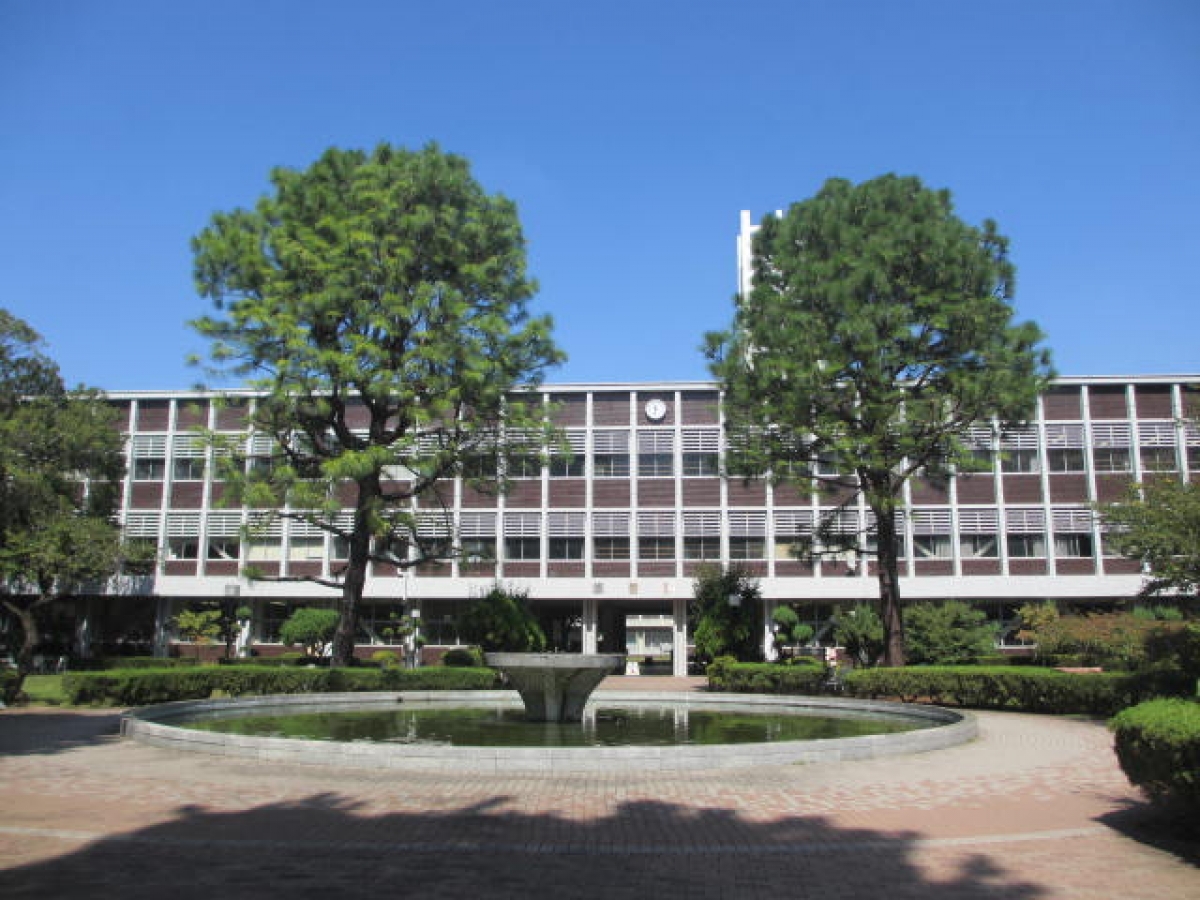 武蔵野大学武蔵野キャンパスの中庭