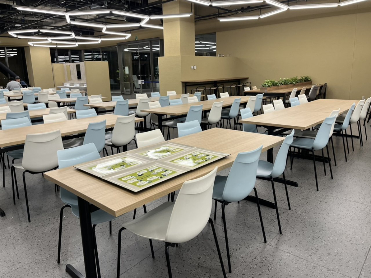 東洋大学朝霞キャンパスの食堂風景