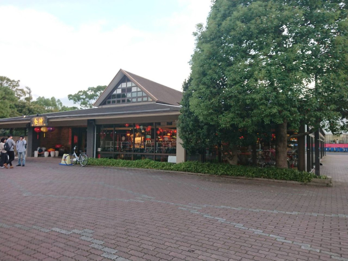 神田外語大学 外観