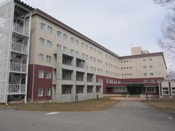 帯広畜産大学の寄宿舎 大学内 広告 比較