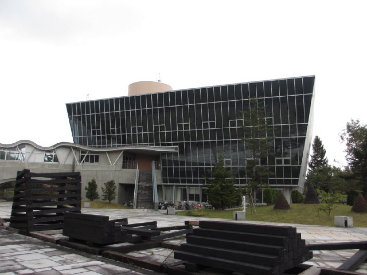 宮城大学大和キャンパスの交流センター棟