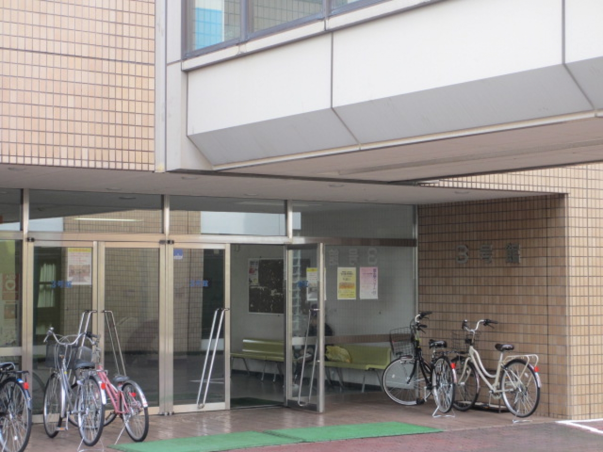 神田外語大学　購買