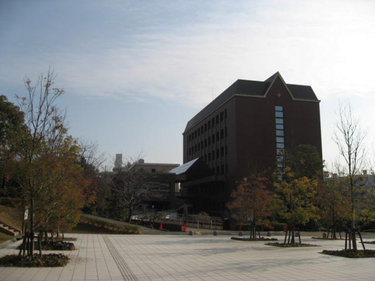 金城学院大学で広告
