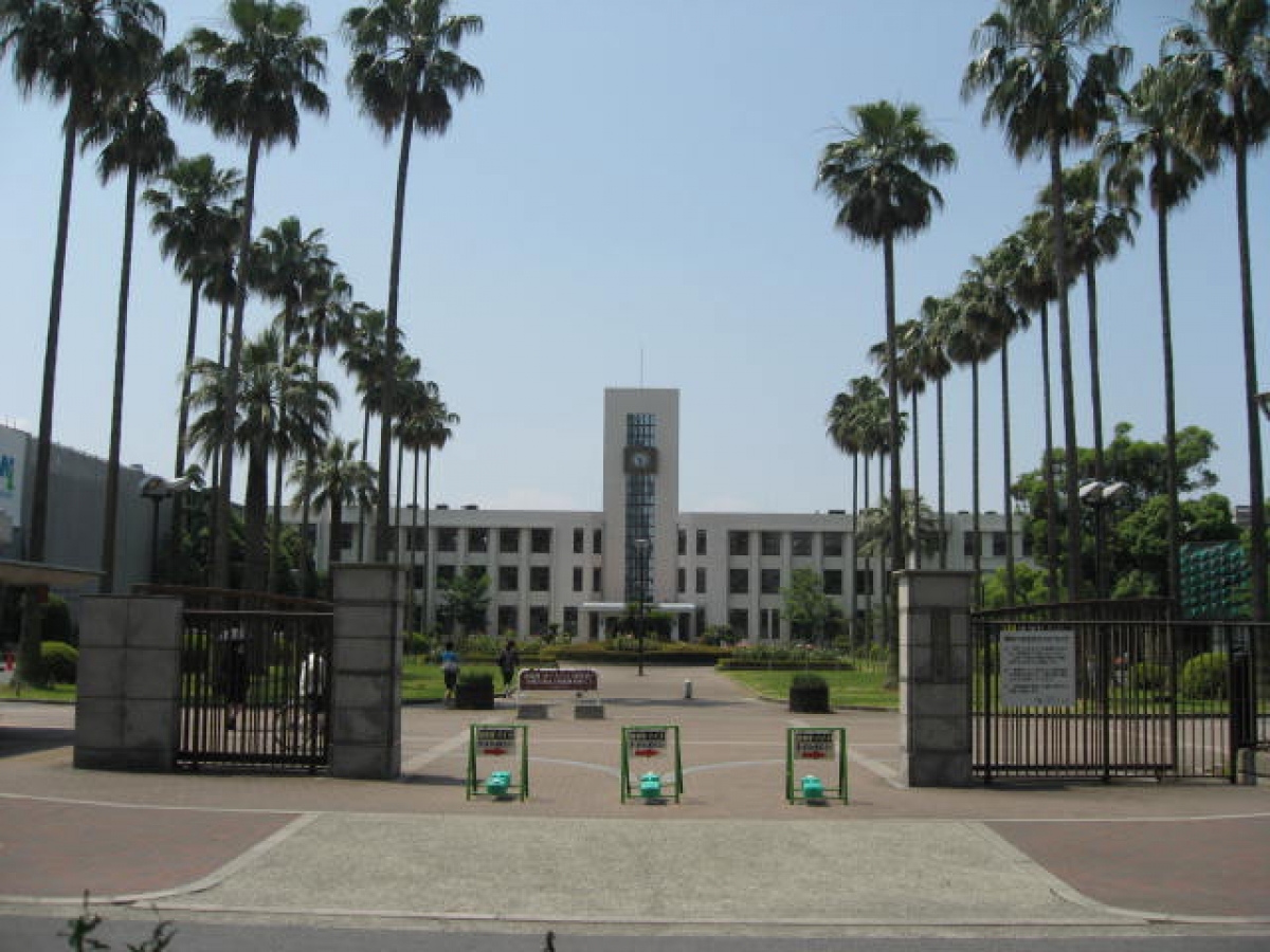 大阪市立大学杉本キャンパスの正門