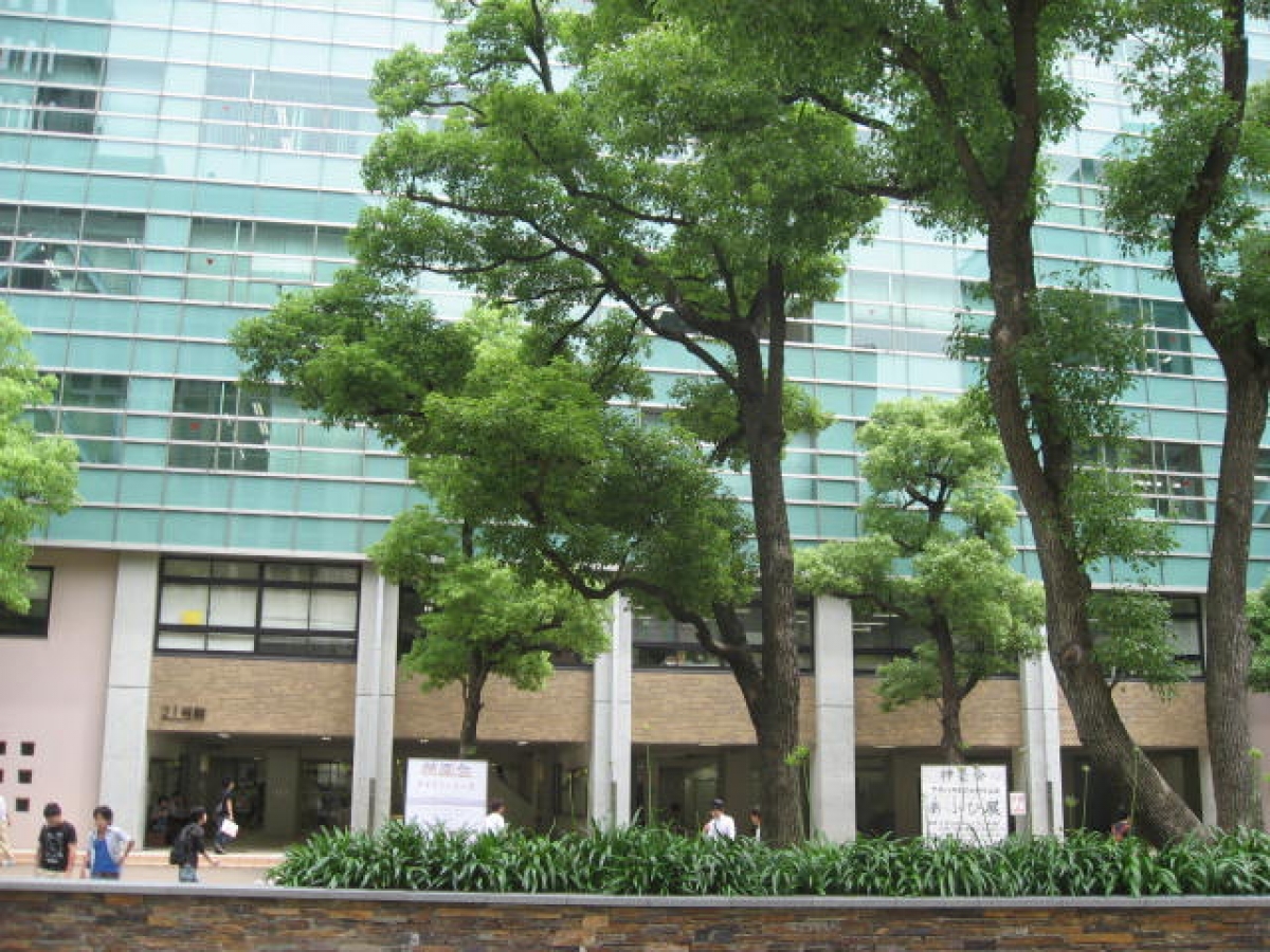 近畿大学東大阪キャンパスの21号館