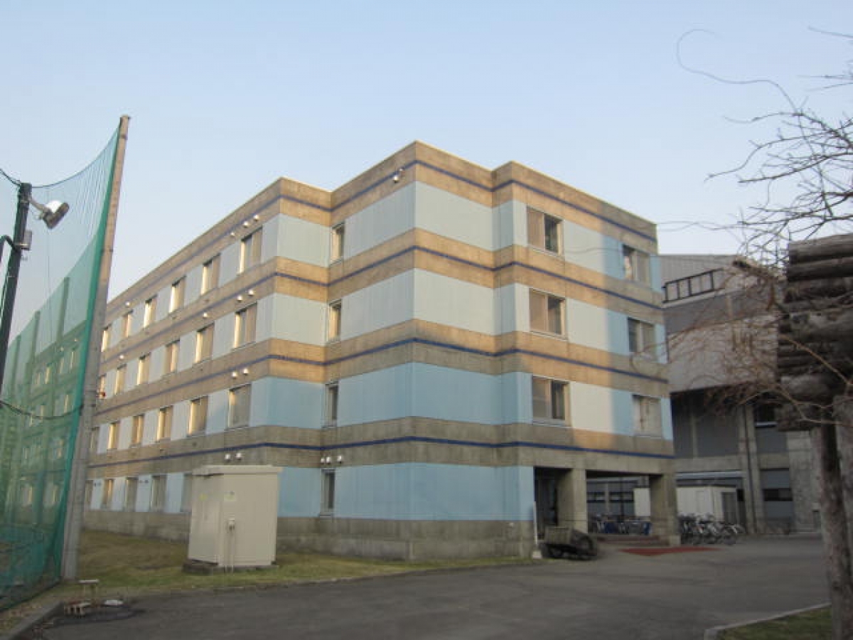 北星学園大学の部室棟　サークルアップ