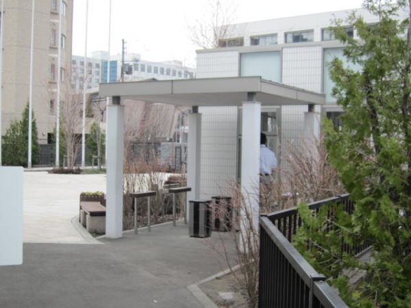 北海商科大学の喫煙コーナー