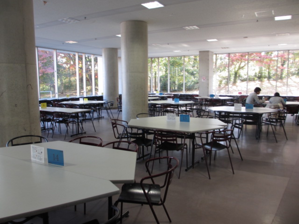 慶應義塾大学　湘南藤沢　食堂
