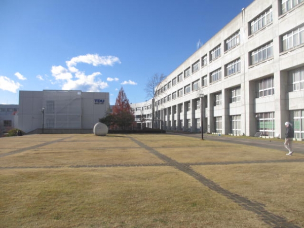 東京電機大学 鳩山キャンパス 学内