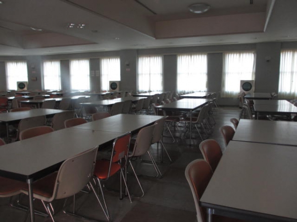 兵庫県立大学 播磨理学キャンパス 食堂内観