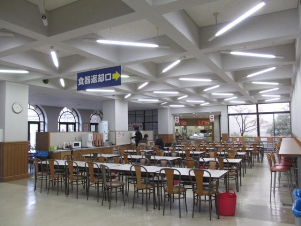 関西学院大学 三田キャンパス 食堂内観