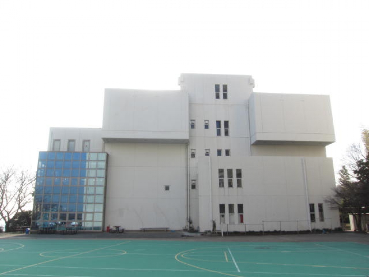 大阪青山大学