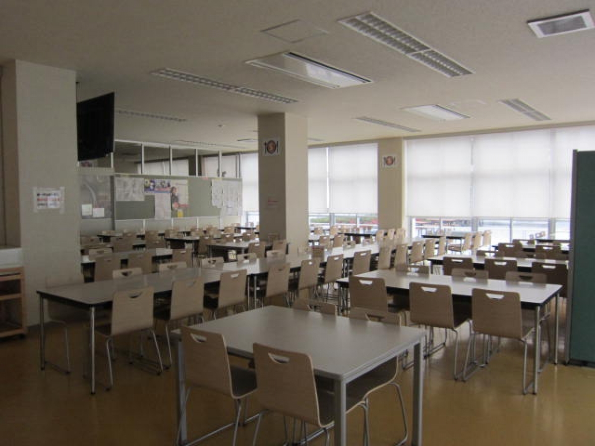 静岡産業大学磐田キャンパスの食堂