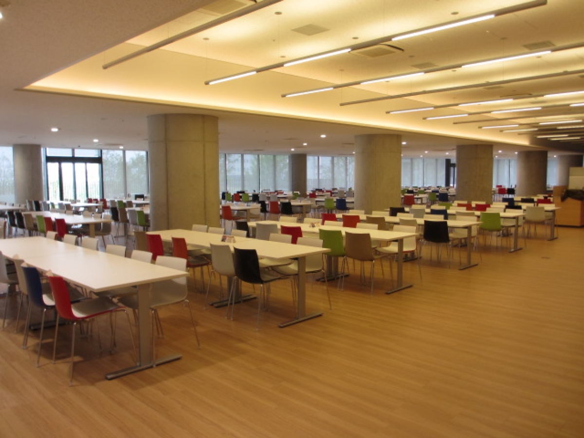 東京理科大学葛飾キャンパスの2F食堂
