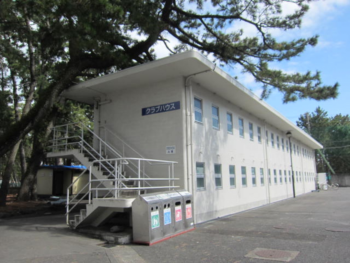 東海大学清水キャンパスの部室