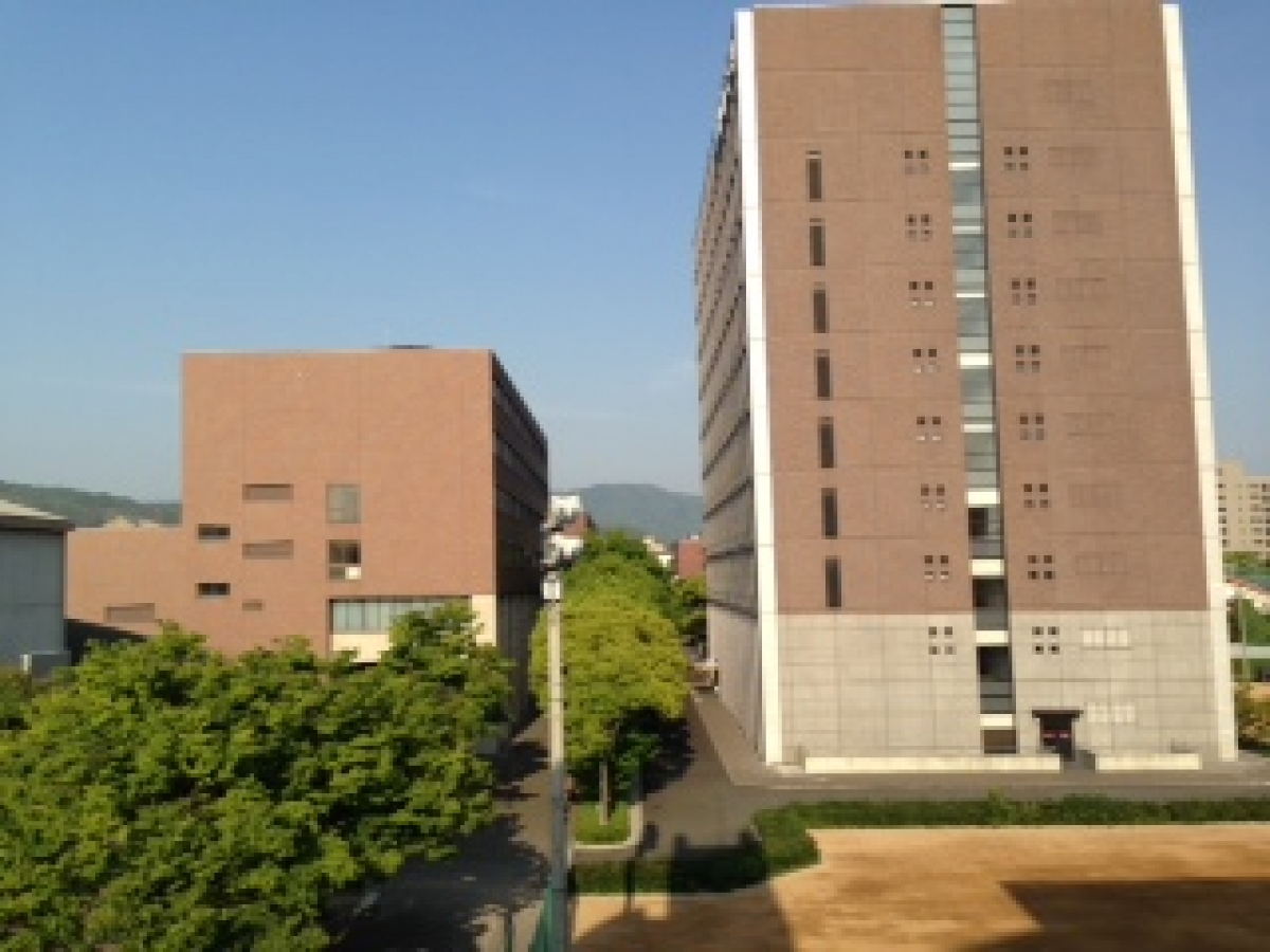 松山大学　外観