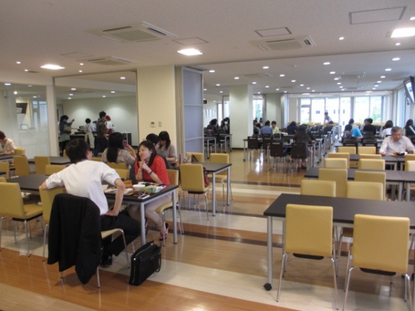 大阪大学 豊中キャンパス 福利厚生会館