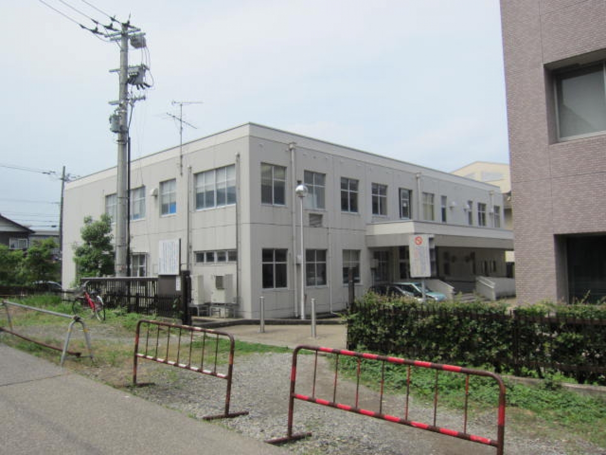 金沢大学　鶴間　保健