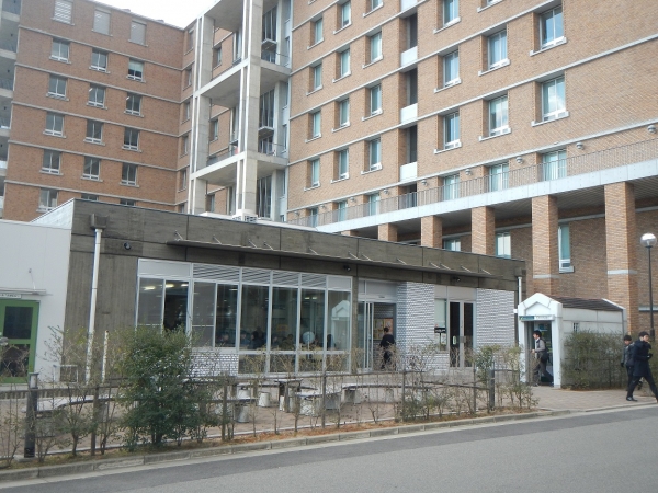 神戸大学 六甲台キャンパス 工学部食堂外観