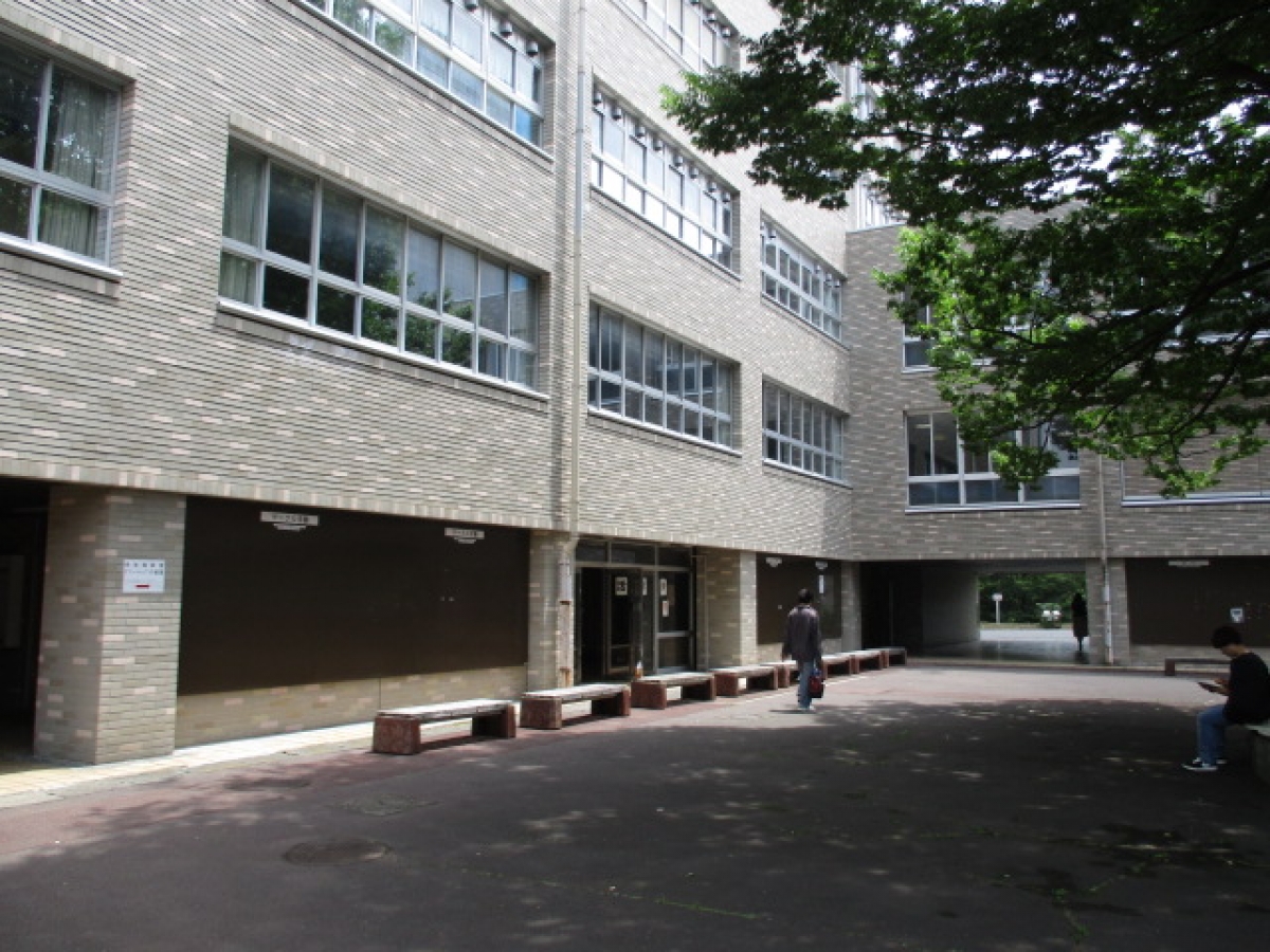 専修大学 学生課