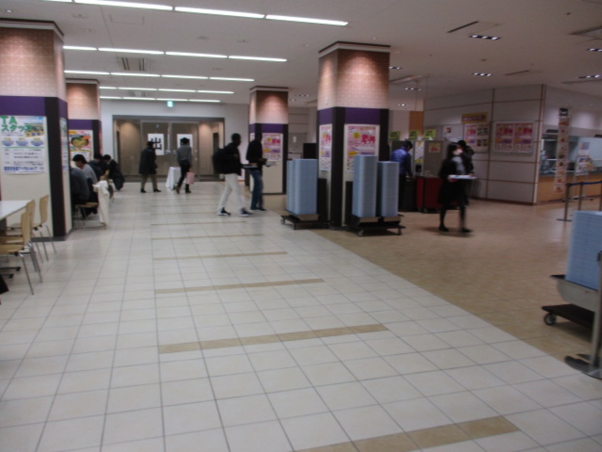 同志社大学　今出川　食堂