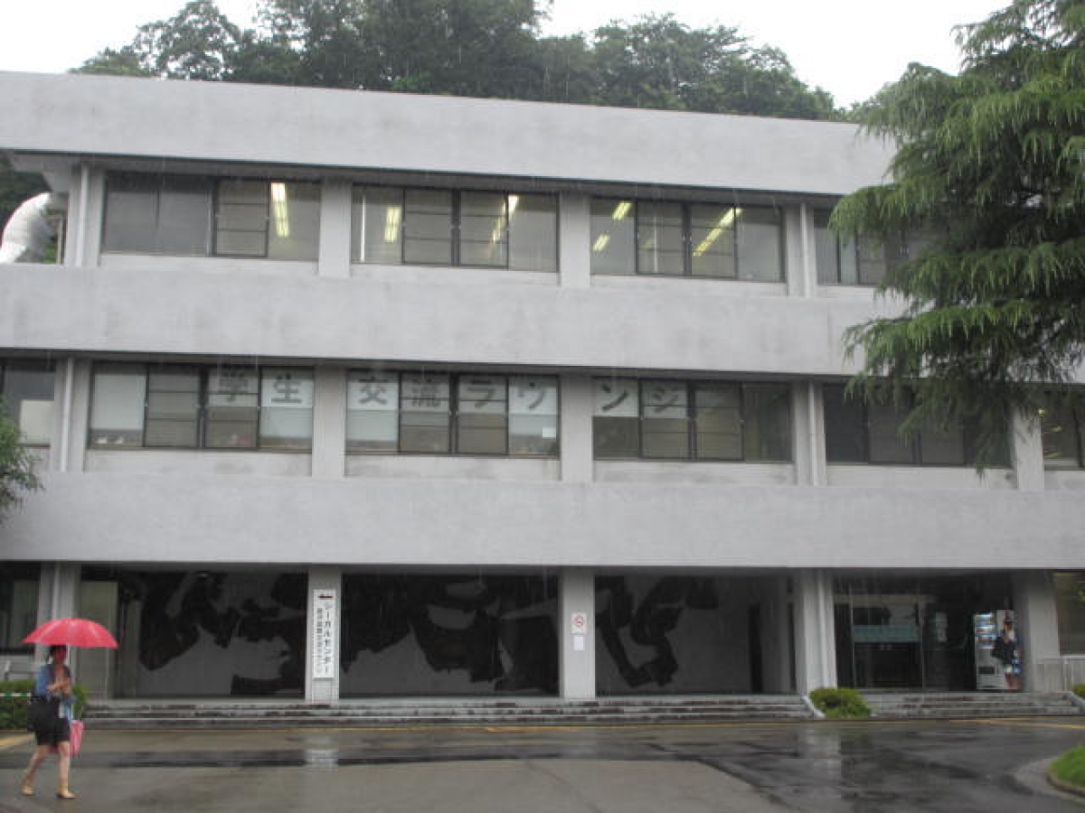 横浜市立大学　金沢八景キャンパス　学生交流ラウンジ