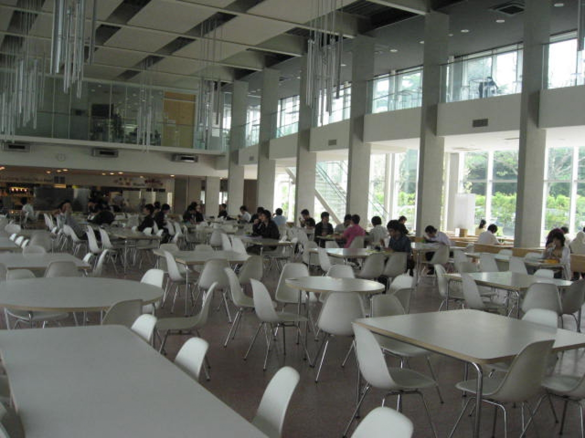 東北大学青葉山キャンパスのあおば食堂内観