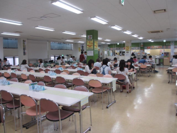 埼玉大学 第一食堂内観